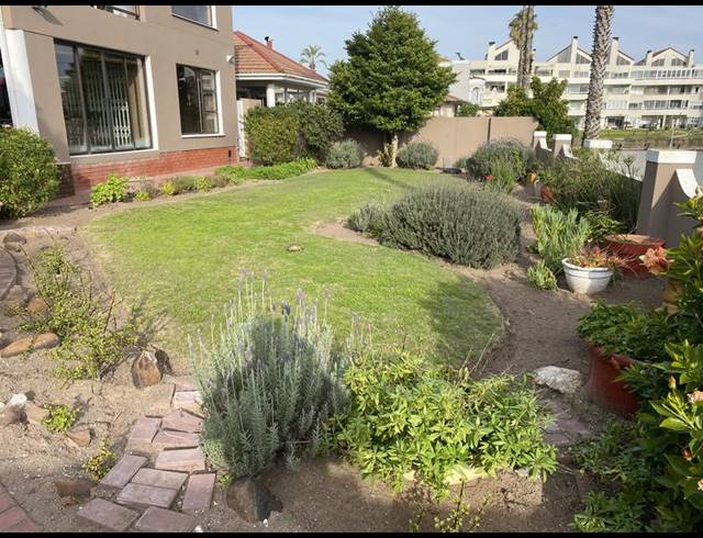 4 BEDROOM HOUSE FOR SALE IN PORT OWEN
